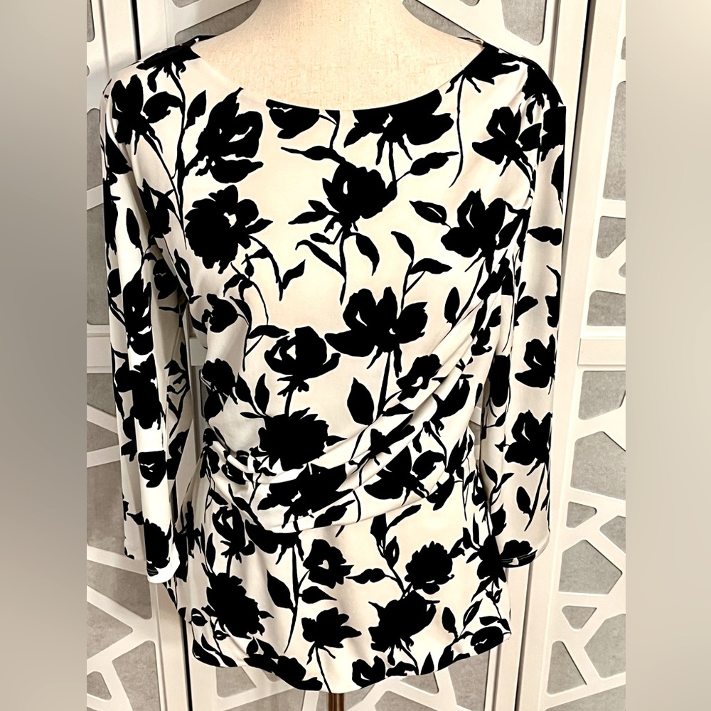 White House Black Market Women’s Floral Blouse/Shirt Size Large